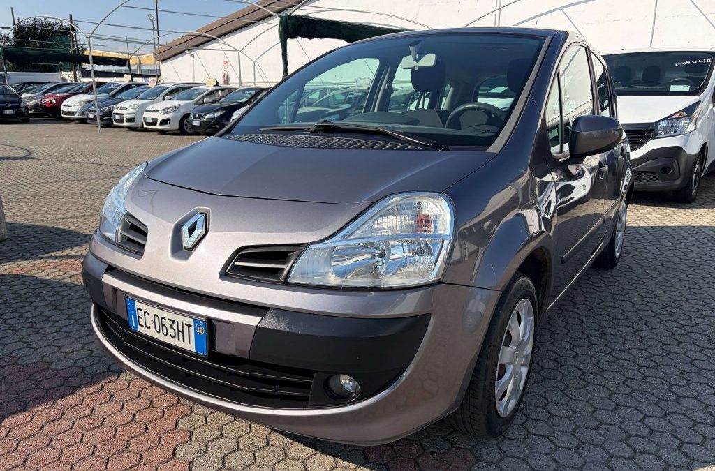 RENAULT Grand Modus 302429
