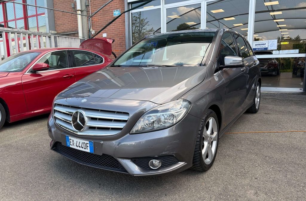 MERCEDES-BENZ B 180 209509